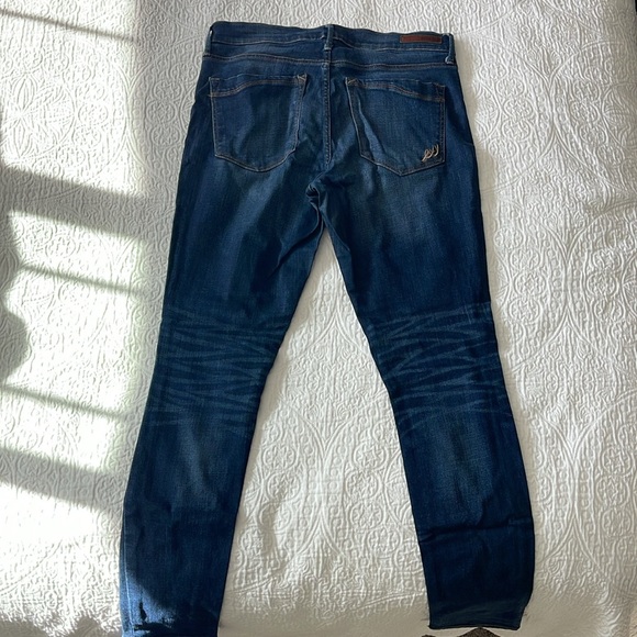 EXPRESS JEANS. size 10R. Skinny mid rise legging - Picture 2 of 3